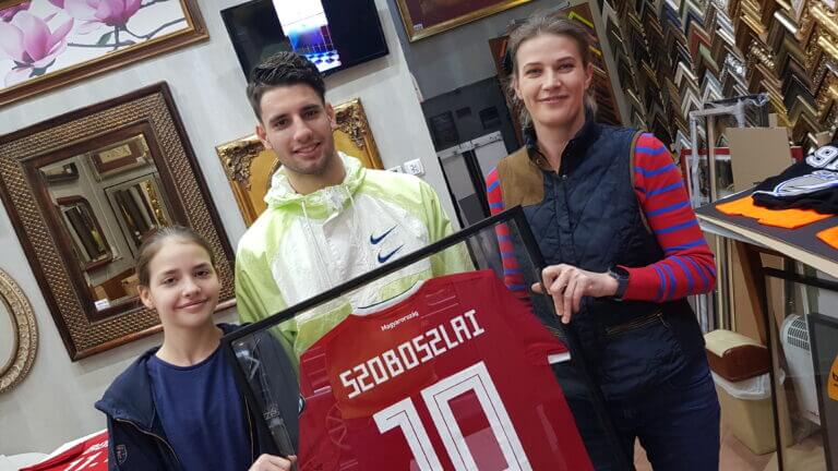 Bekeretezett sportmez